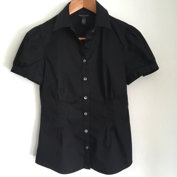 Banana Republic Tops - banana republic shirt short sleeve top